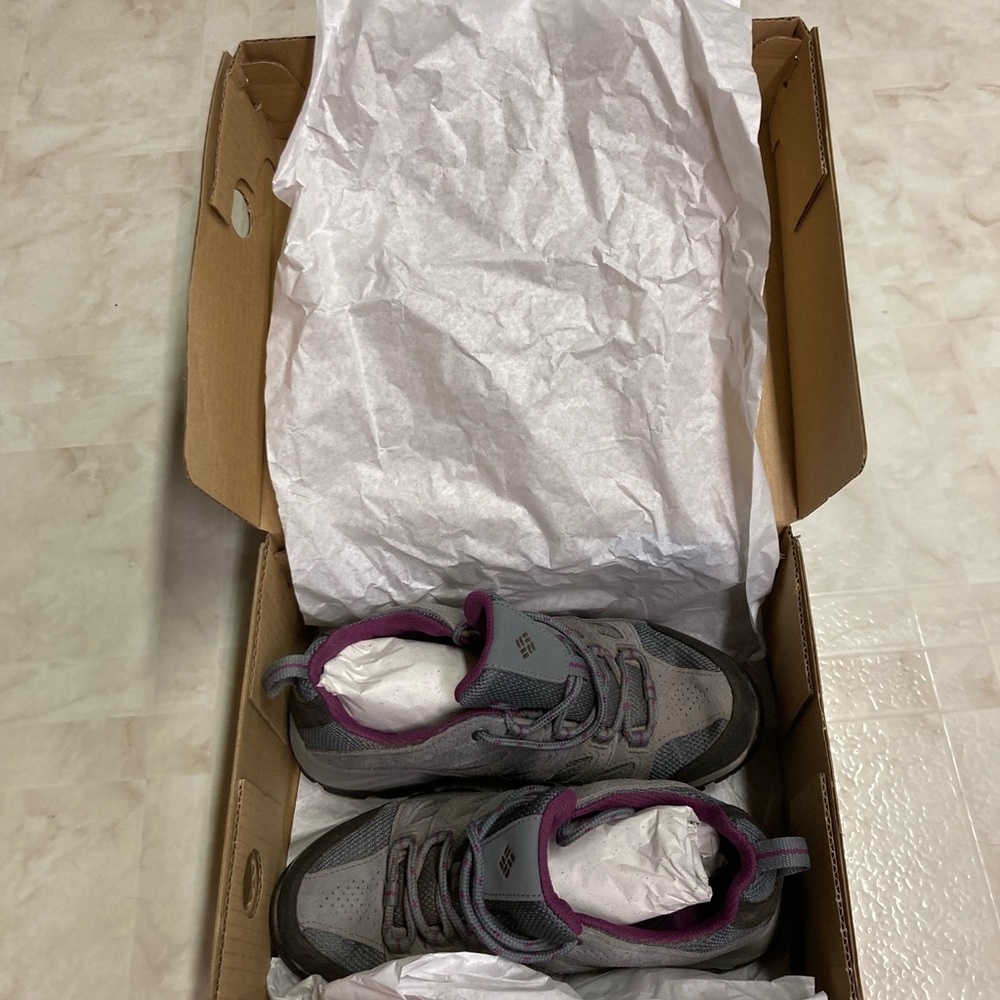 Columbia Crestwood waterproof hiking shoes women’s 7 m hikers athletic Euc - Picture 3 of 7